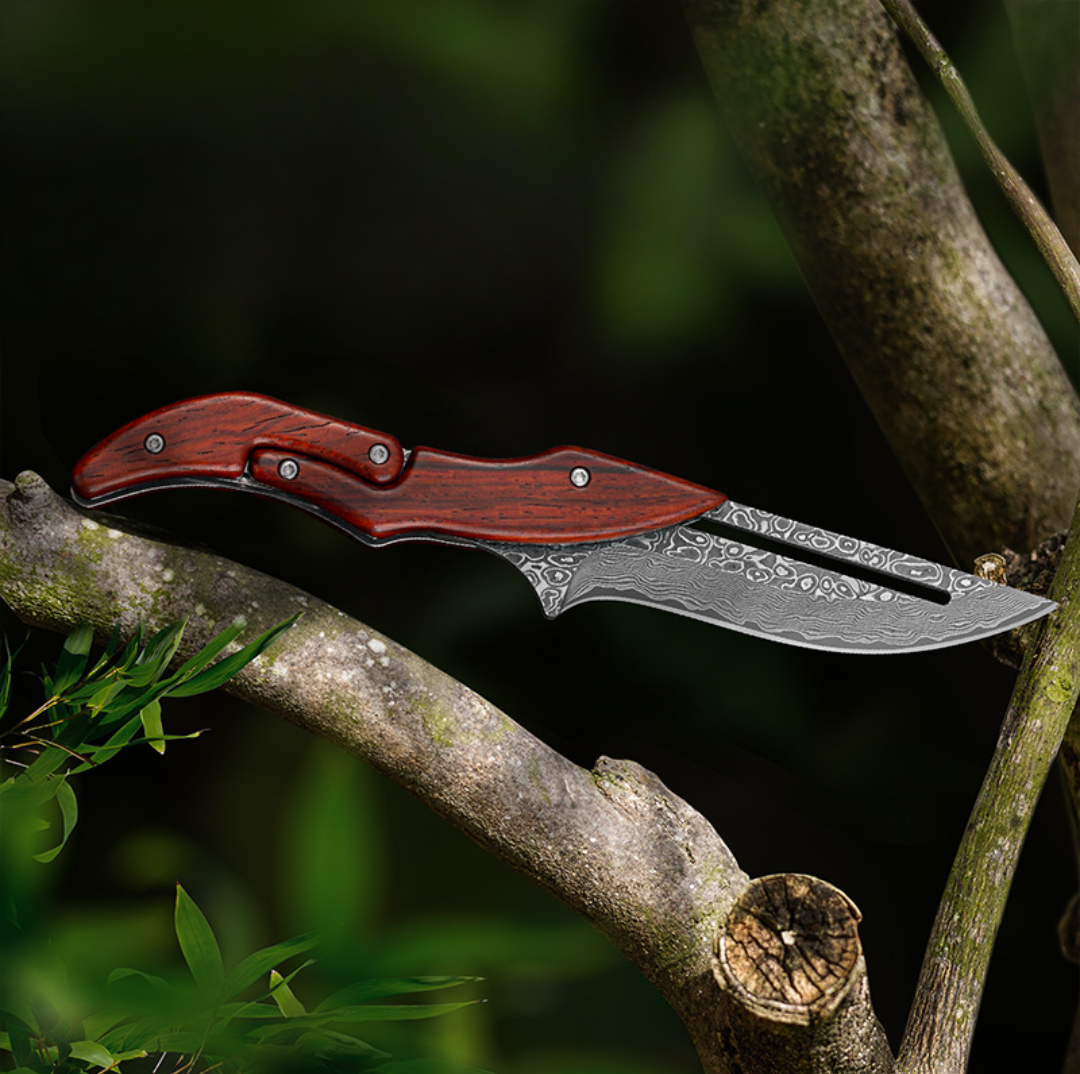 Nůž pro kempování a přežití 2026