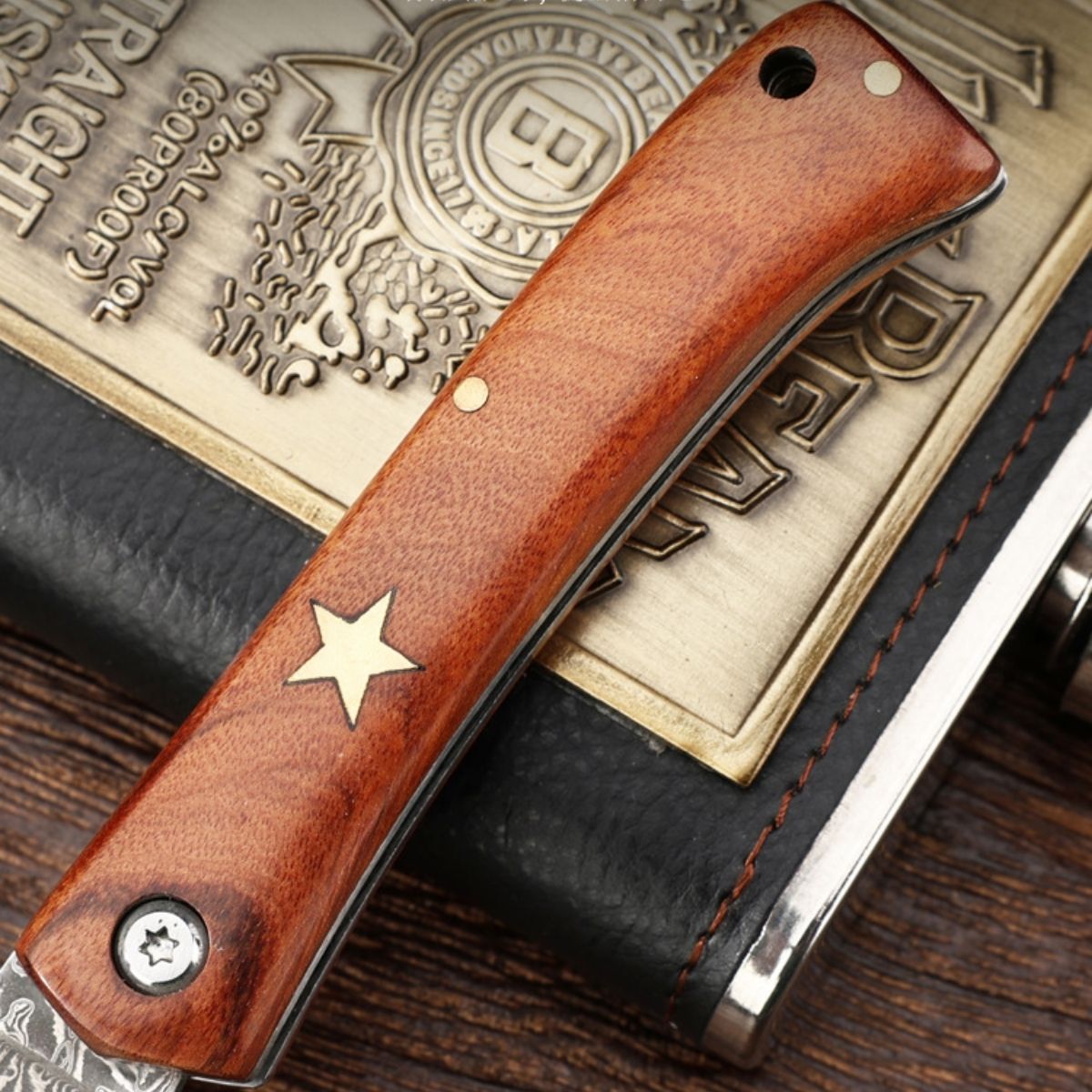 Kompaktní Damaškový Nůž na Ovoce